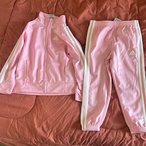 Adidas pink jogging outfit 4T